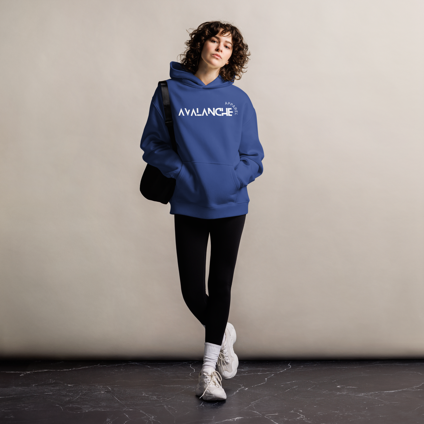 OVERSIZED COMFORT HOODIE