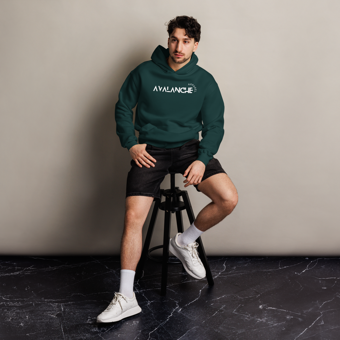 OVERSIZED COMFORT HOODIE