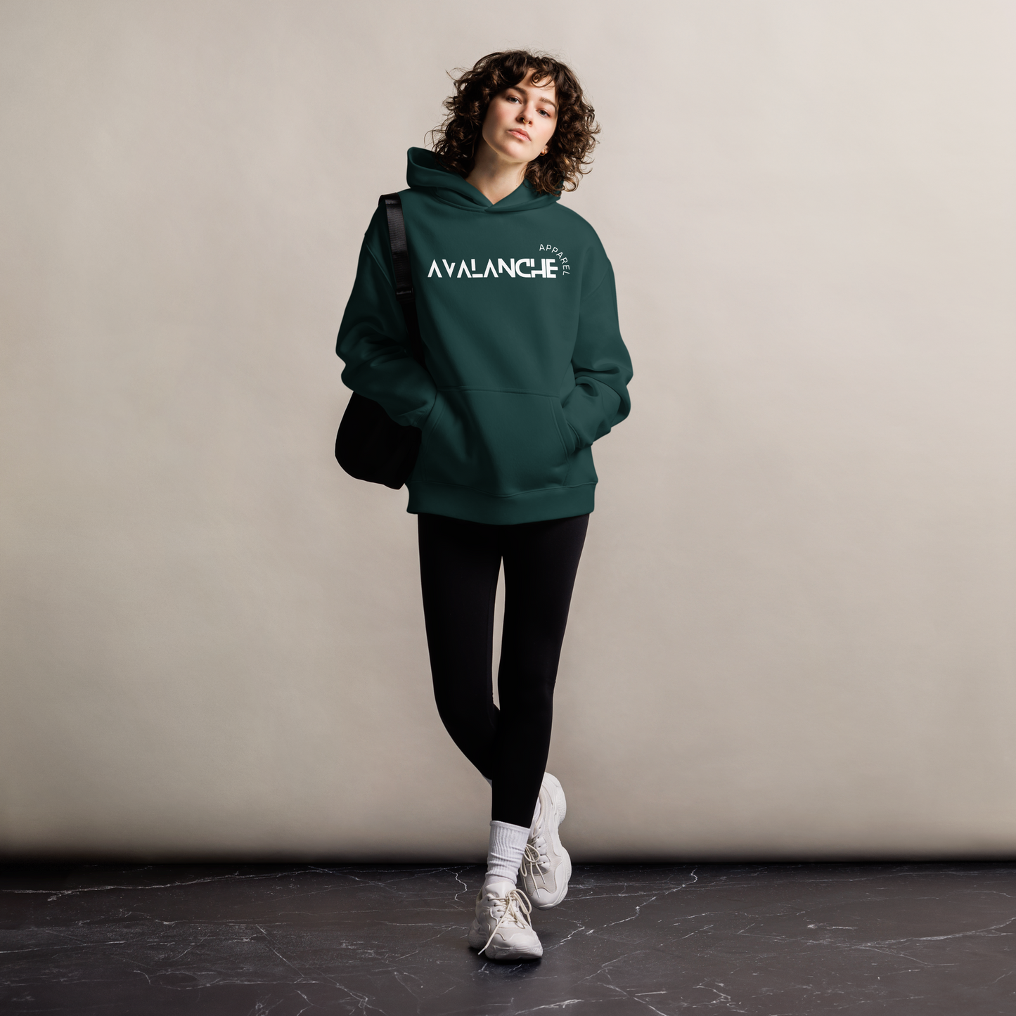 OVERSIZED COMFORT HOODIE